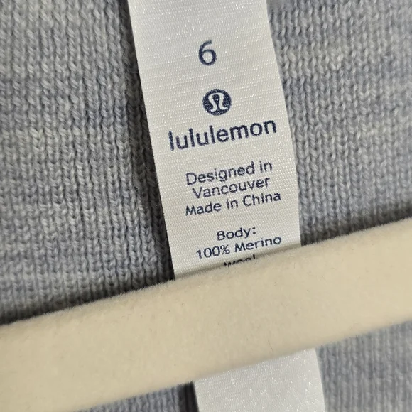Lululemon Athletica Blue Merino Wool Sweater Sz 6 - Picture 8 of 9